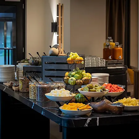 Pestana Amsterdam Riverside-2